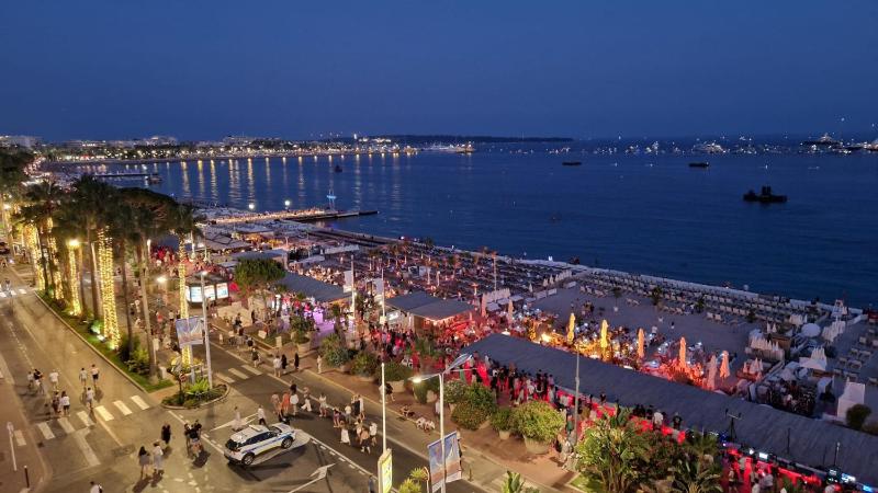 Appartement charmant près de Cannes avec balcon - image 26