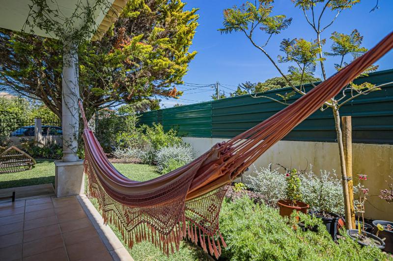 Spacious villa in Sesimbra with a private year-round pool - image 49