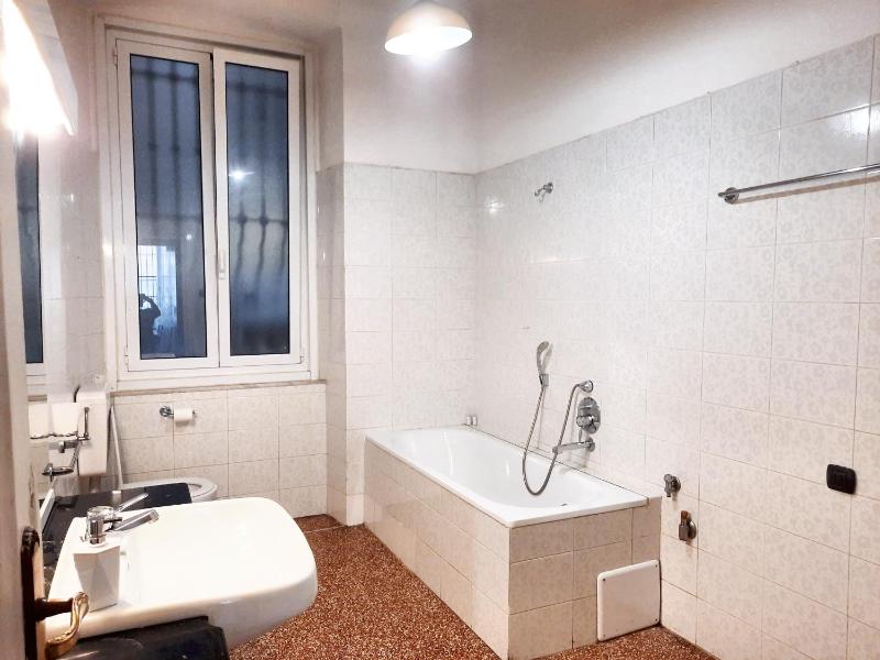 Charming Apartment in Genova - 70 m² - Parking Included - image 45