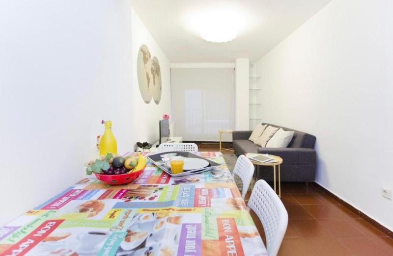 Modern apartment in Valencia 56 m² with air conditioning - image 5
