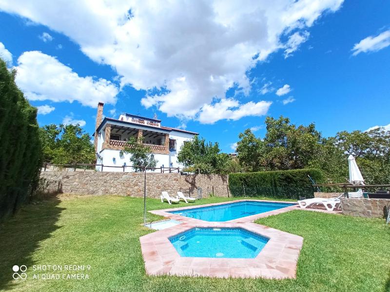 Charming Villa in Ronda with Pool - image 5