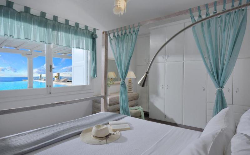Luxurious Villa in Mykonos with Pool - image 12