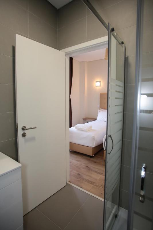Double or Twin Room image 2