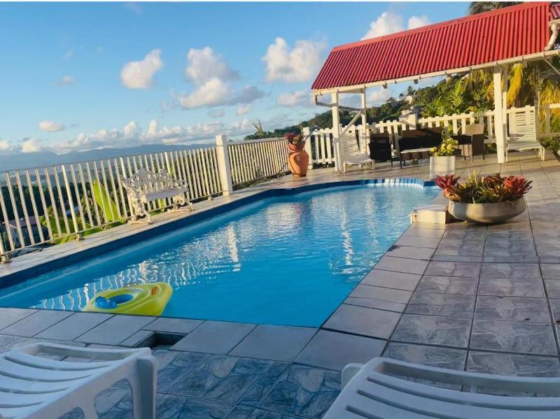 Appartement charmant à Rivière-Pilote avec piscine privée - image 14