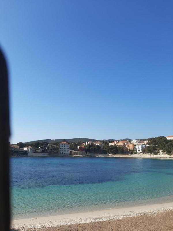 Studio charmant avec vue sur la mer à Bandol - 28 m² - Terrasse - image 9