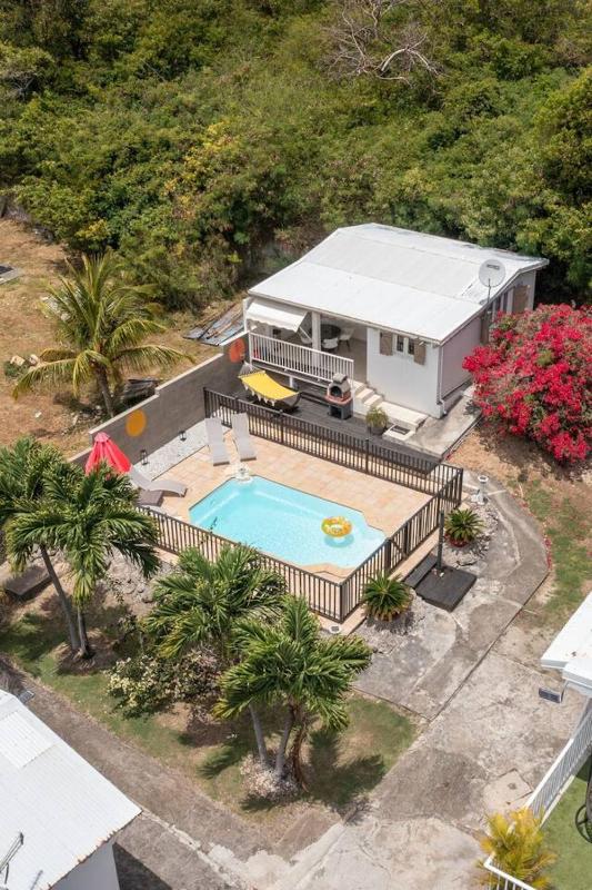 Maison charmante à Saint-François + Piscine partagée - image 10