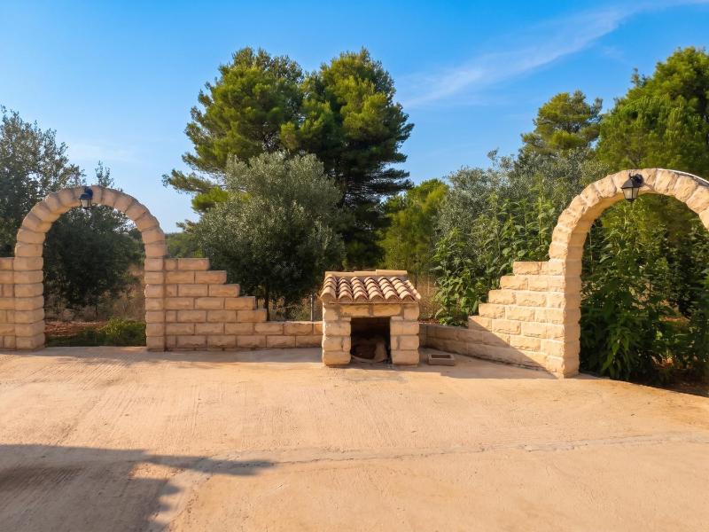 Charming Villa in Noto with Private Pool - image 44