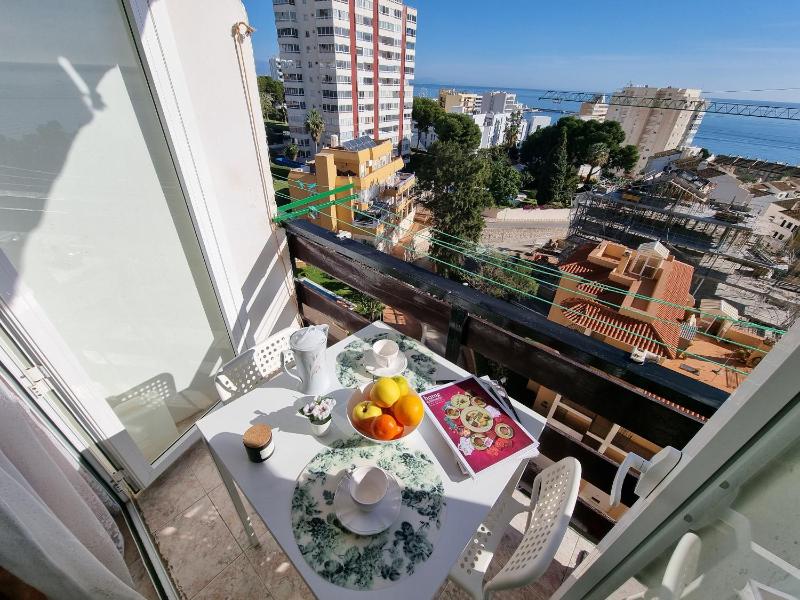 Elegant Studio with Sea View in Benalmádena - 30 m² - image 21