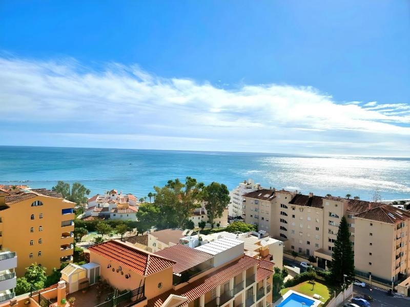 Elegant Studio with Sea View in Benalmádena - 30 m² - image 15
