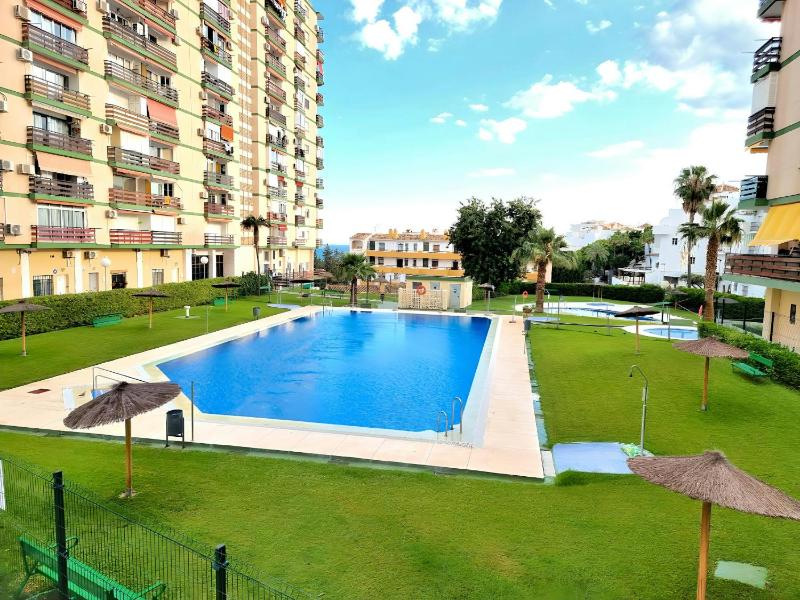 Elegant Studio with Sea View in Benalmádena - 30 m² - image 7