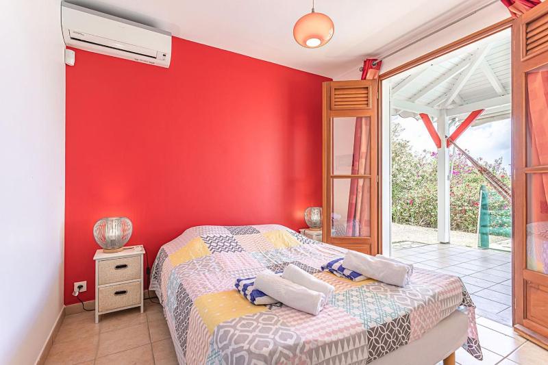 Villa paisible à Saint-François 200 m² avec piscine privée - image 10