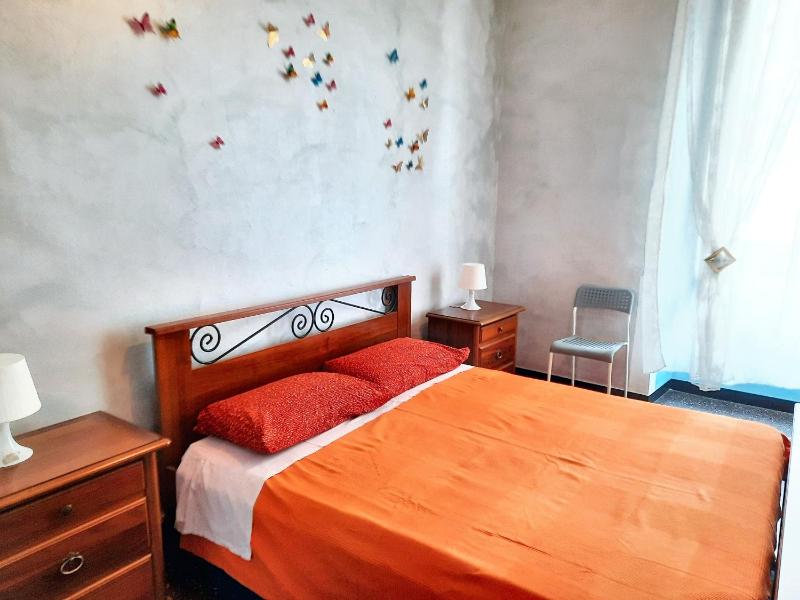 Charming Apartment in Genova with Private Parking 70 sqm - image 12
