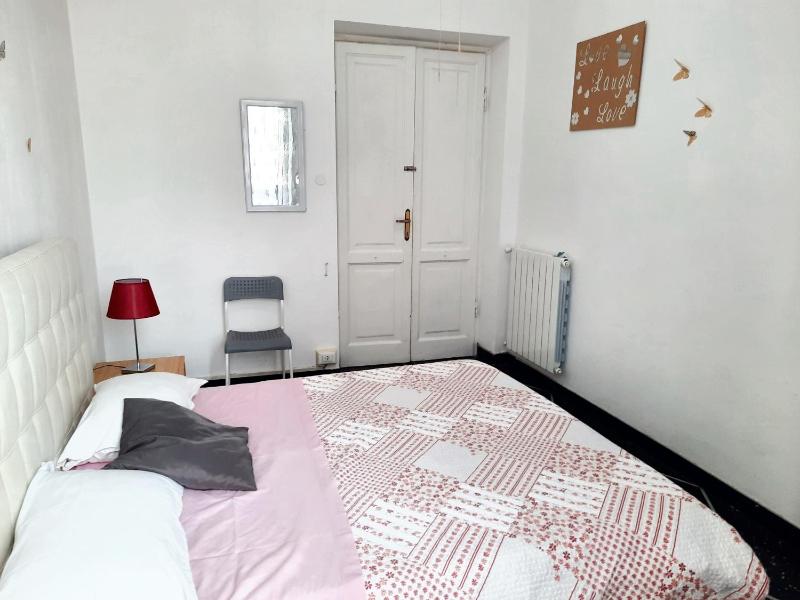 Charming Apartment in Genova with Private Parking 70 sqm - image 15