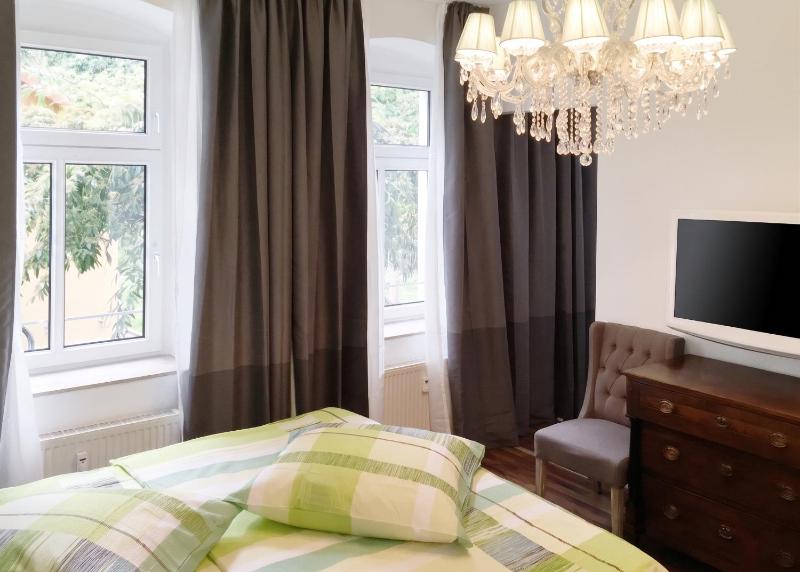 Cozy apartment in the heart of Erfurt 30 m² city view - image 1