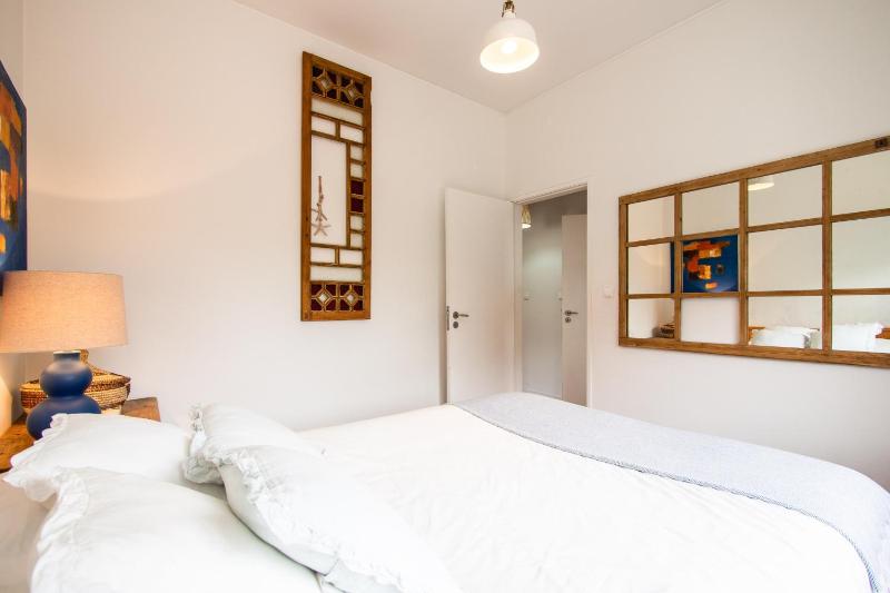 Elegant Apartment in Cascais with Fireplace - 80 m² - image 47