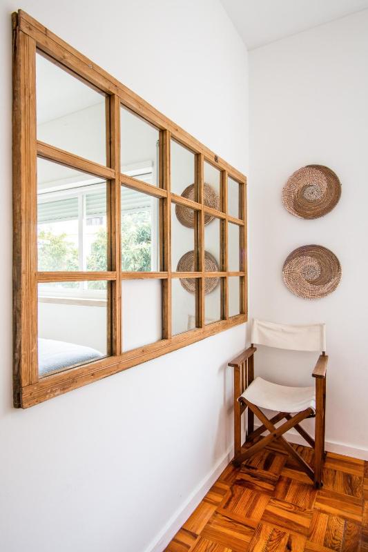 Elegant Apartment in Cascais with Fireplace - 80 m² - image 28