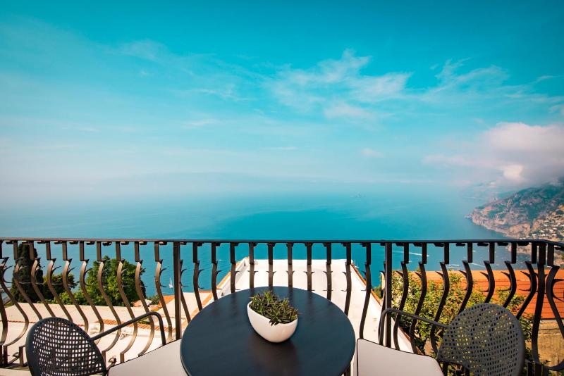 Elegant Villa in Positano with Private Pool - image 10