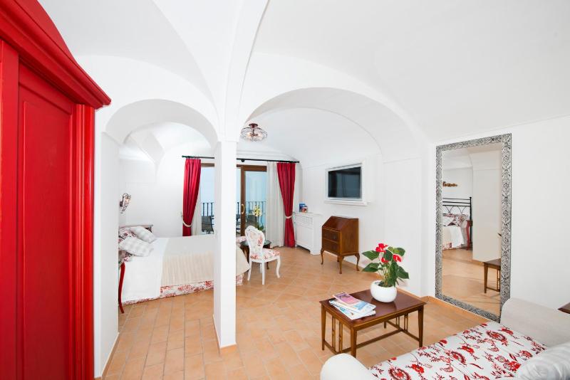 Elegant Villa in Positano with Private Pool - image 22