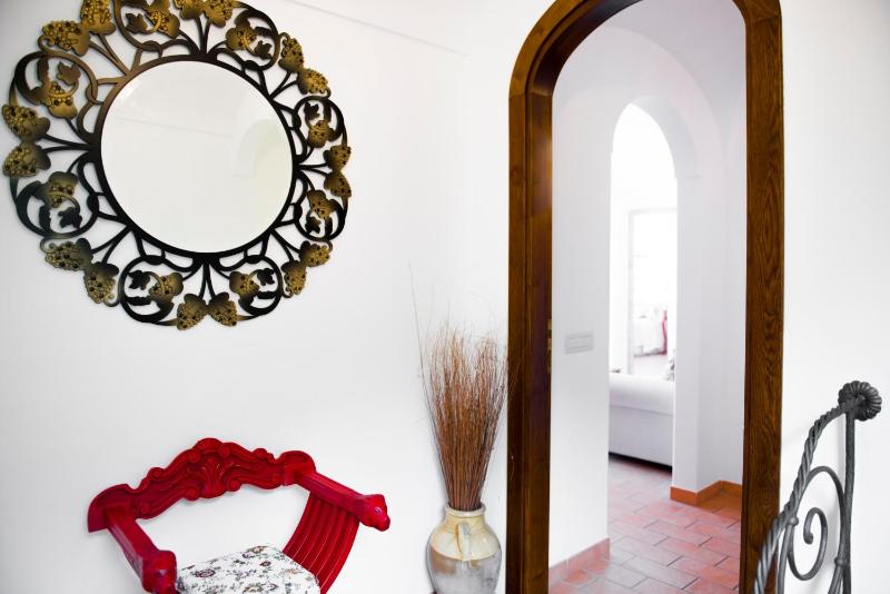 Elegant Villa in Positano with Private Pool - image 9