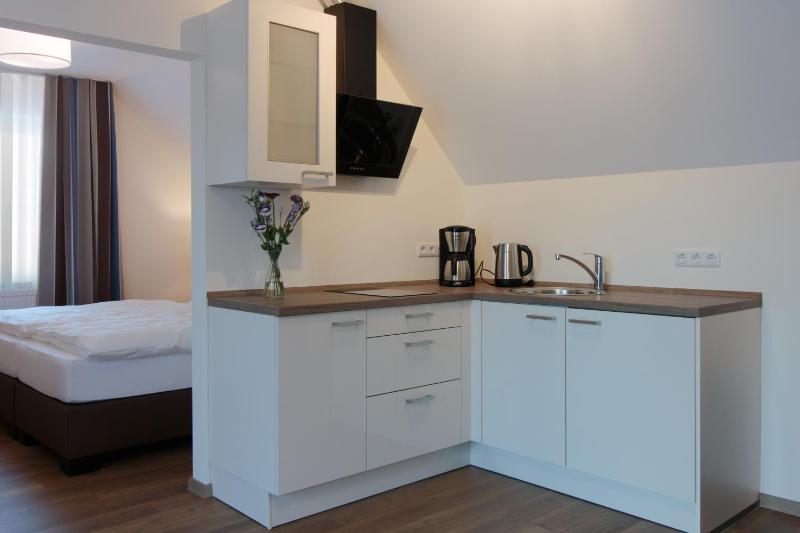 Studio Apartment image 4