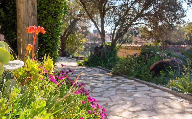 Maison accueillante à Toulon - Jardin privé 90 m² - image 10