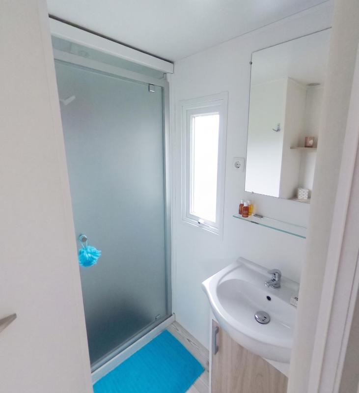 Bungalow Confortable à Fréjus avec Piscine Partagée - image 40