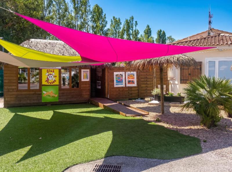 Bungalow Confortable à Fréjus avec Piscine Partagée - image 35