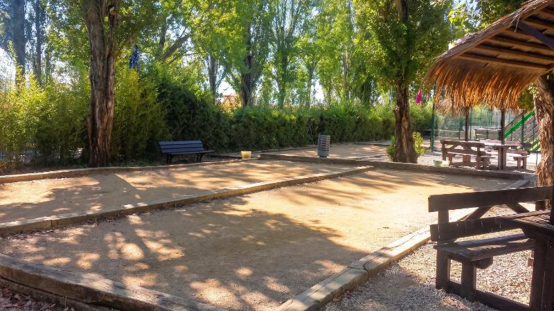 Bungalow Confortable à Fréjus avec Piscine Partagée - image 23