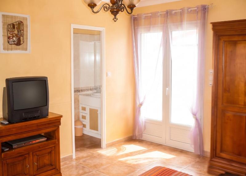 Appartement spacieux à Béziers - Vue sur piscine - 90m² - image 4