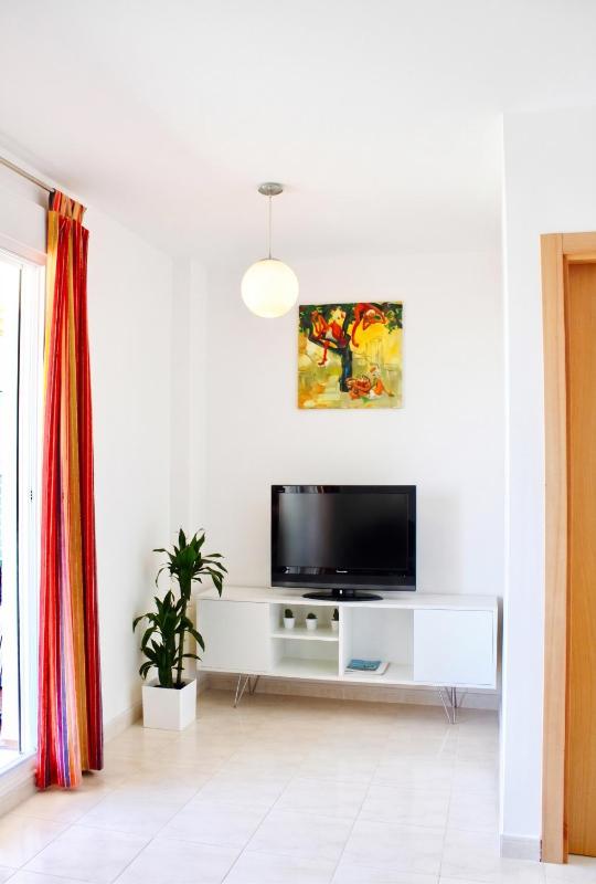 Cozy apartment in Dénia 40 m² with shared pool - image 20