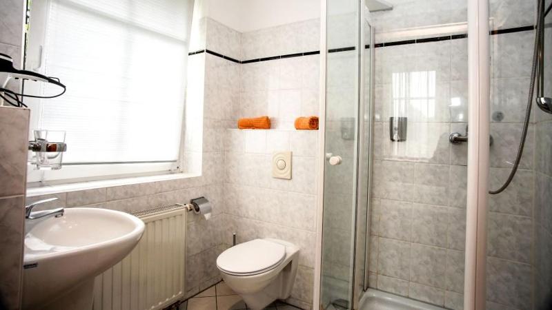 Double Room (1 Adult) image 2