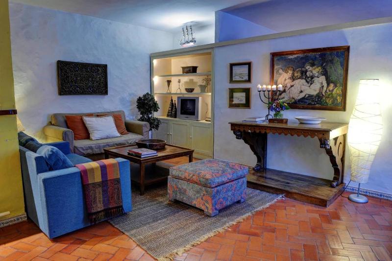 Charming apartment in Porto 60 m² historic center - image 8
