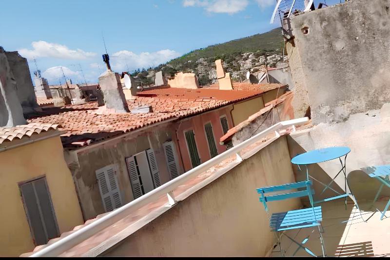 Appartement charmant avec jacuzzi à La Ciotat 48m² - image 23