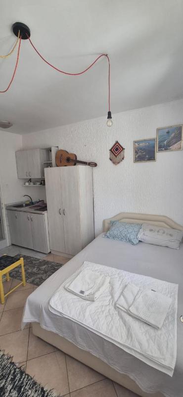 Edessa Apartment - image 4
