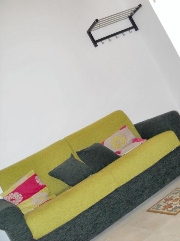 Spacious apartment in Trapani 60 m² with balcony - image 3