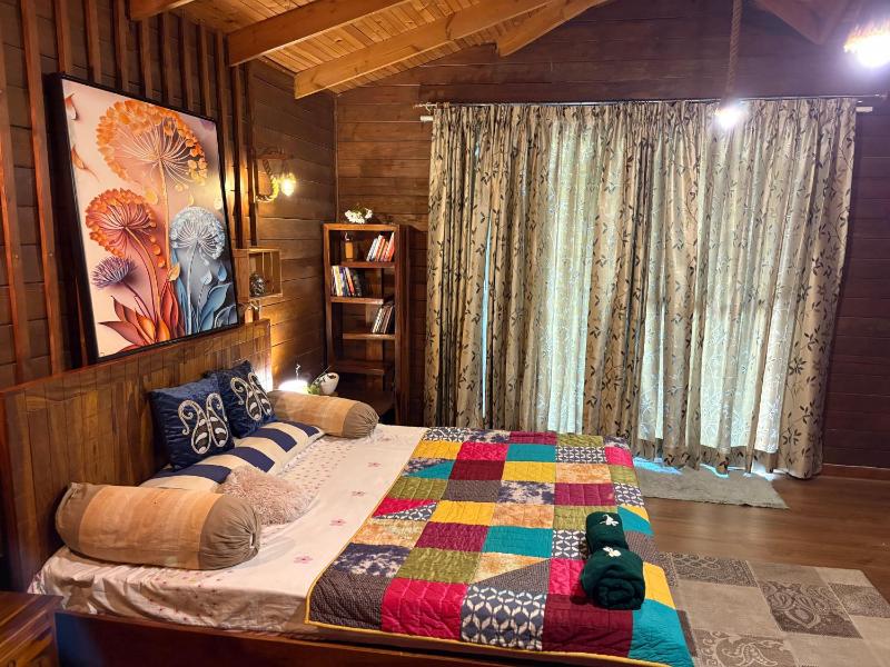 Stay in Greater Noida Green Verandah 1BHK Wooden House - image 23