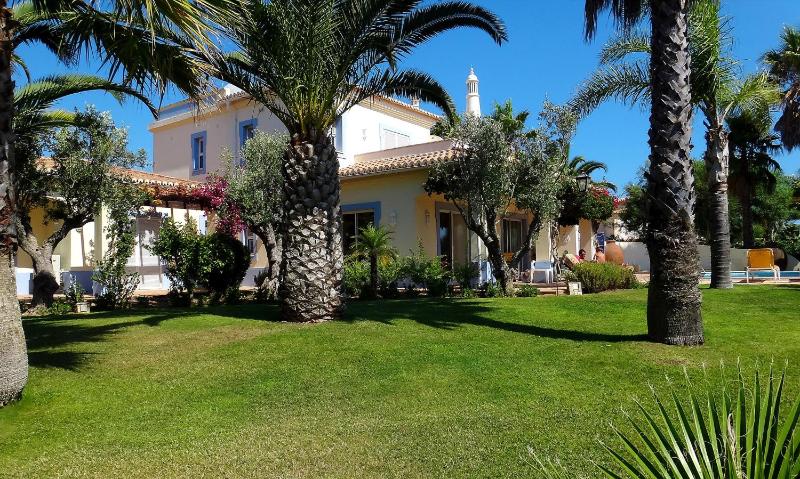 Spacious Villa in Carvoeiro with Private Pool - image 43