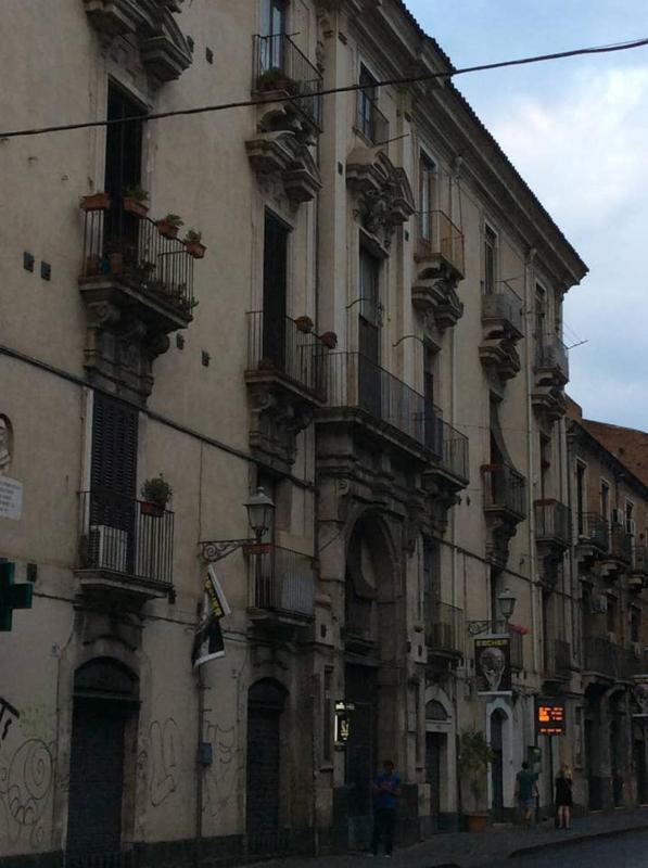Spacious Apartment in Catania terrace & city view - image 23