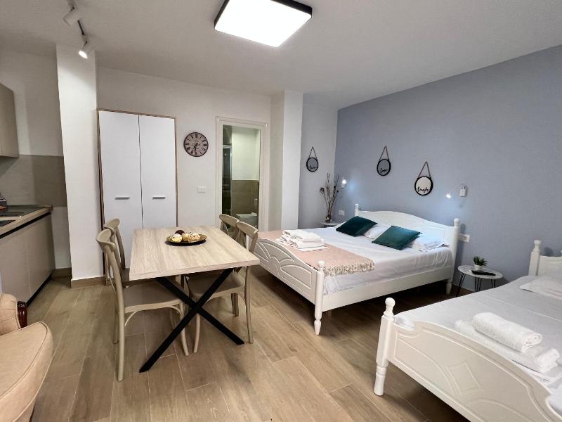 Art apartments in Kavaja Rock Durres - image 11