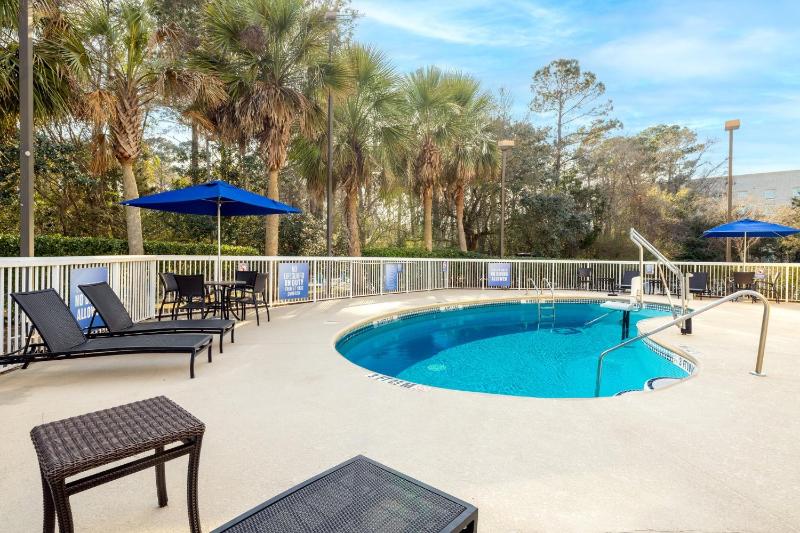 Holiday Inn Express Charleston US Highway 17 & I-526 By IHG - image 10