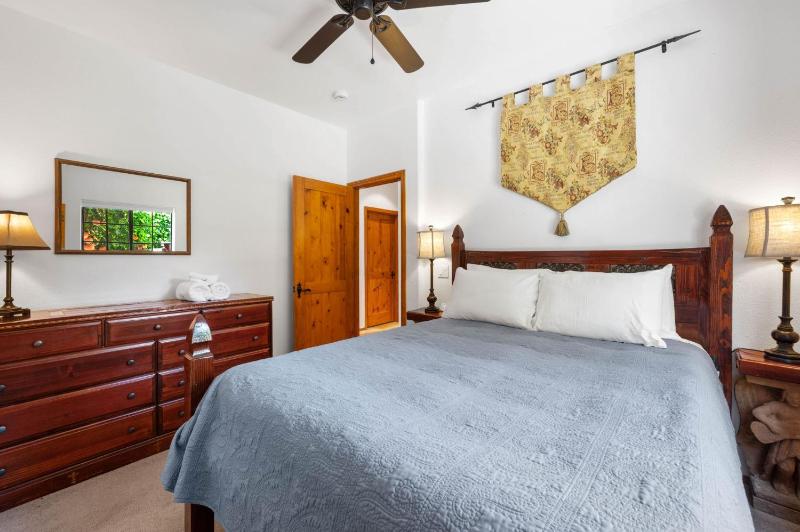 Little Tuscany Sanctuary - image 20