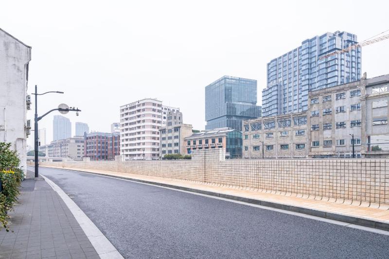 Tonight Homestey Shanghai Apartment Good Location 2007 - image 13