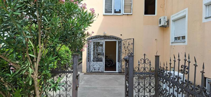 Suncani apartman 2-Vila Amfora - image 10