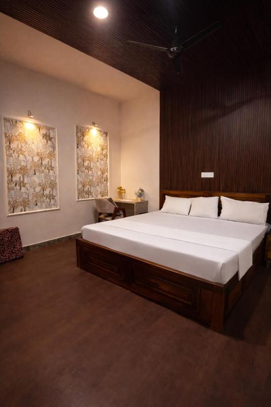 3 BHK Villa with Penthouse - image 6