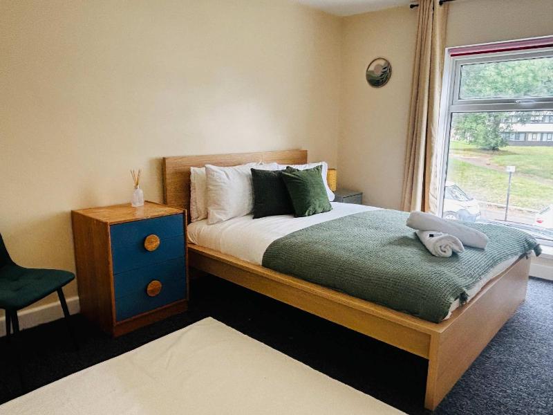 Spacious 5-Bedroom in central Birmingham Garden & Parking - image 37