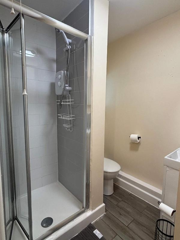 Spacious 5-Bedroom in central Birmingham Garden & Parking - image 33