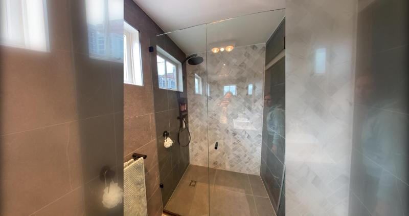 Renovated 3 Bedroom Family Home in Richmond - image 6