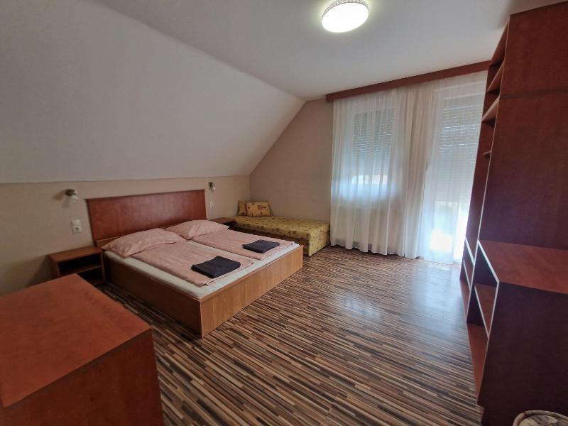 Richie I Apartman & Pool - image 49