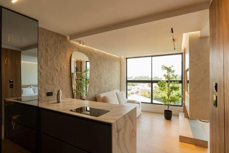 Modern Fully Equipped and Cozy Loft - image 18