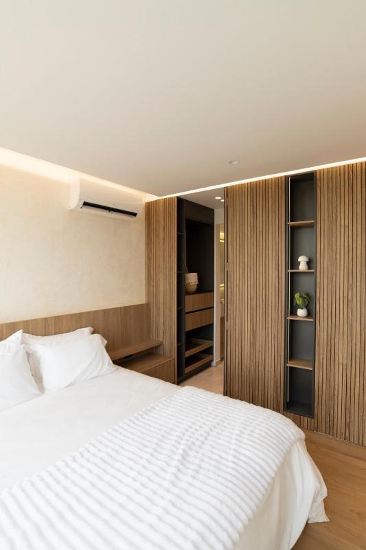 Modern Fully Equipped and Cozy Loft - image 26